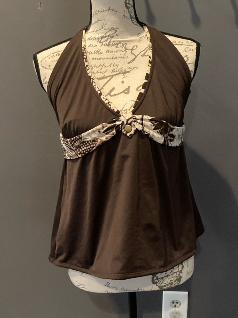 Catalina size XL 16/18 brown bathing suit top excellent condition